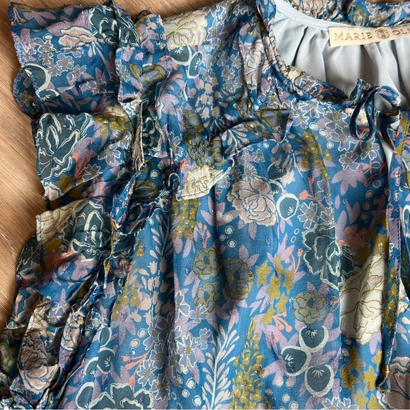 Marie Oliver Blue Floral Silk Top Size Large Sleeveless Neck Tie ruffle - Picture 4 of 10